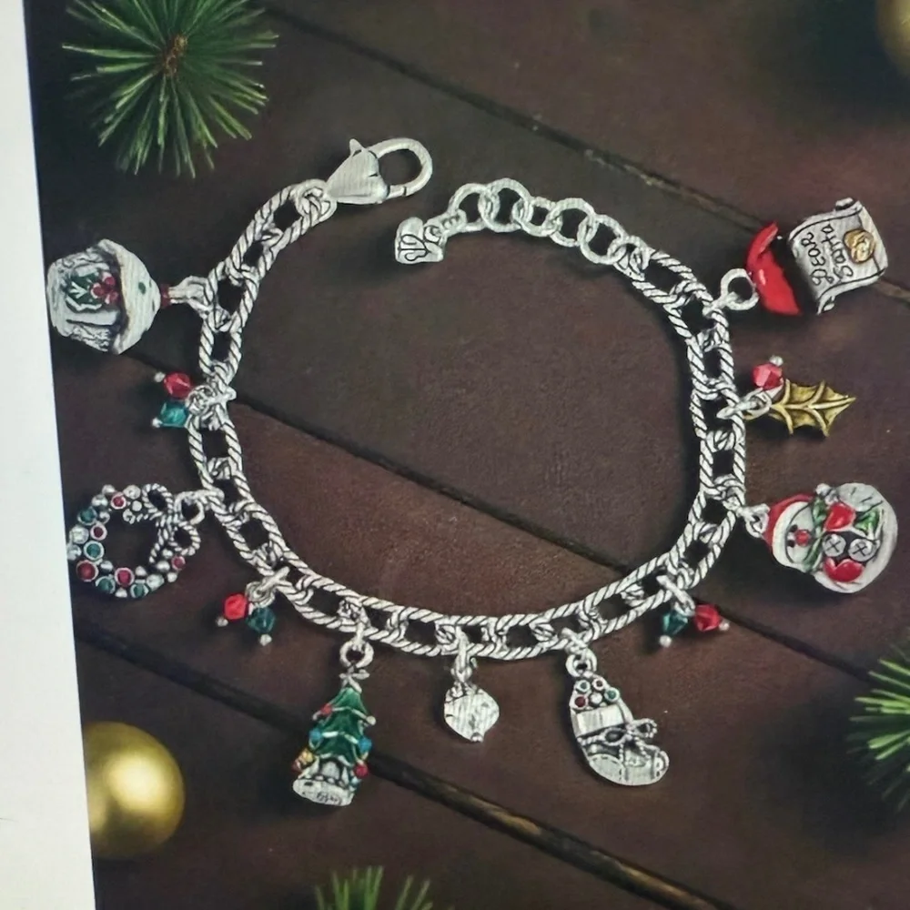 🎄🎅🏼🎁 🆕 Brighton Christmas Dear Santa list with hat custom earrings  NWOT - Picture 3 of 4